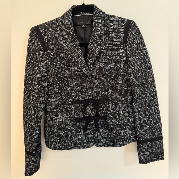 Anne Klein Blazer (with matching skirt) - Picture 1 of 3